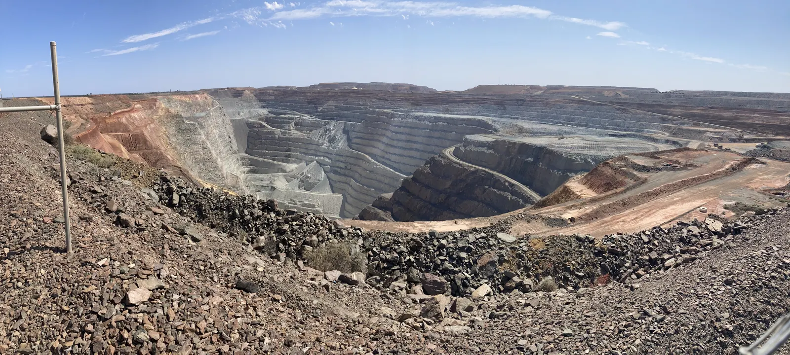 An open-cut gold operation in the Kalgoorlie Goldfields, Western Australia — illustrative; not a CiDi or EACON site. Photo: Wikimedia Commons user Chuq, CC BY-SA 4.0