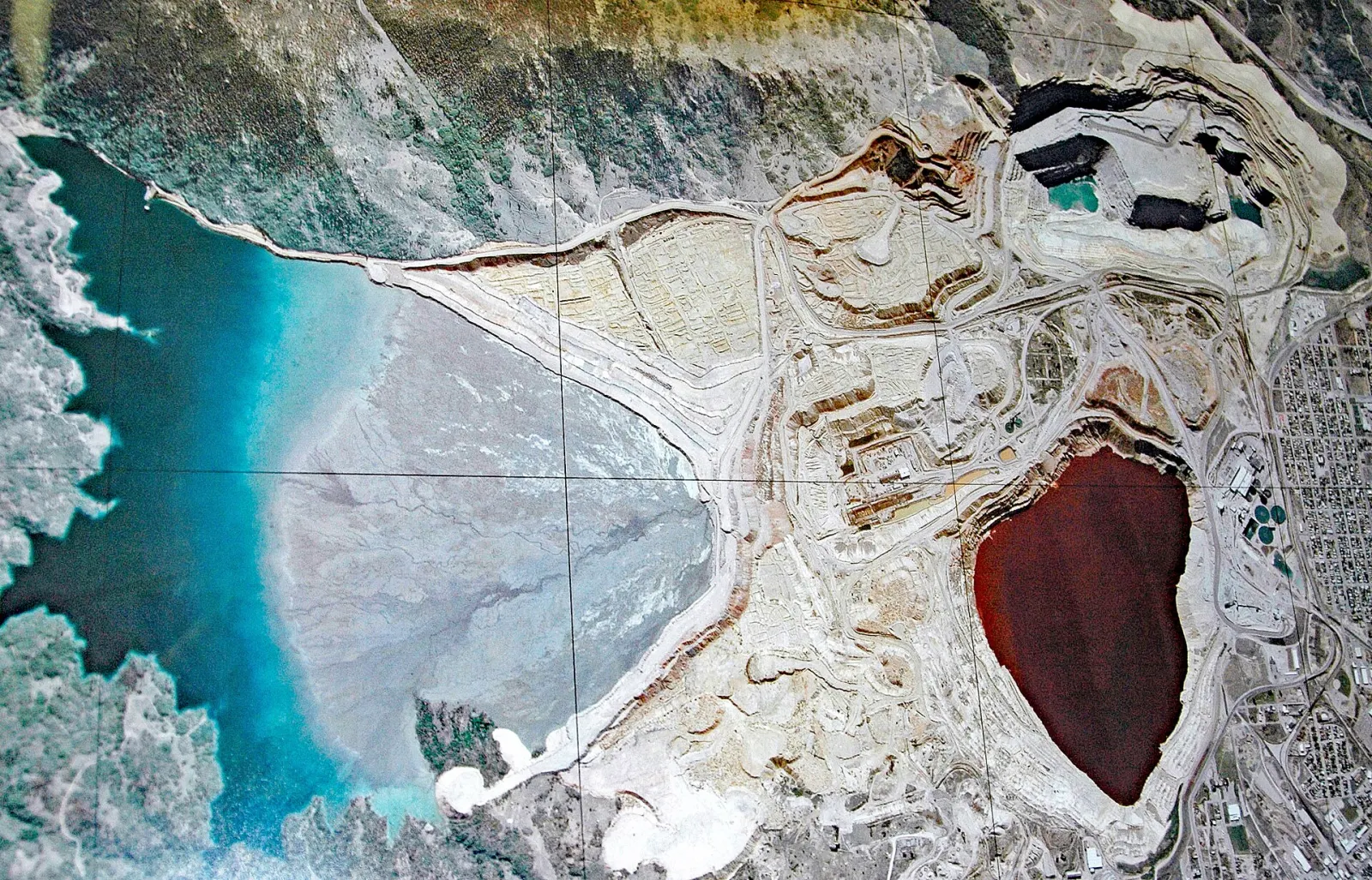 Yankee Doodle tailings pond, Butte, Montana — photo: James St. John (CC BY 2.0)